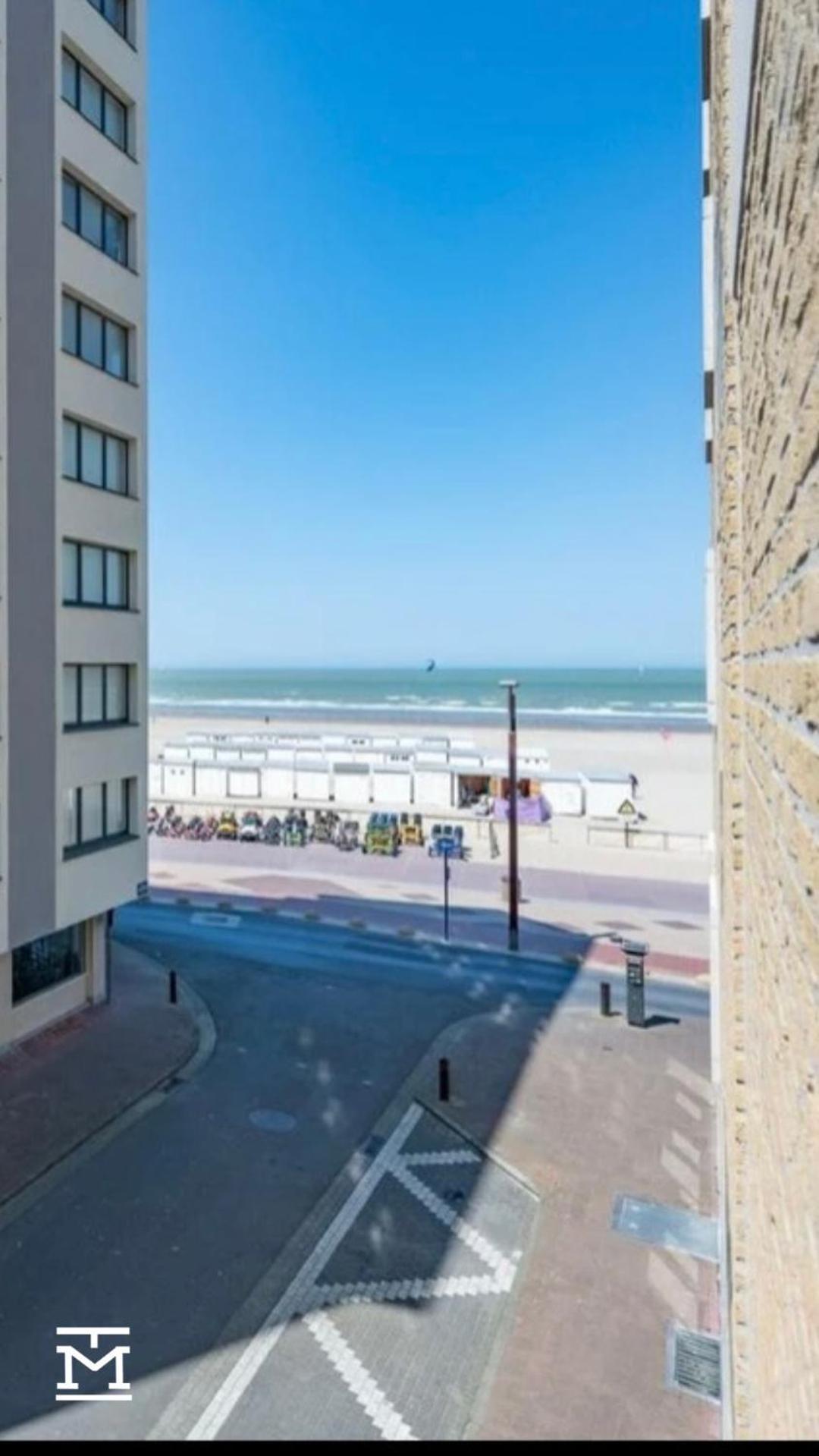 Maritim - Zijdelings Zeezicht Op 10m En Zee *